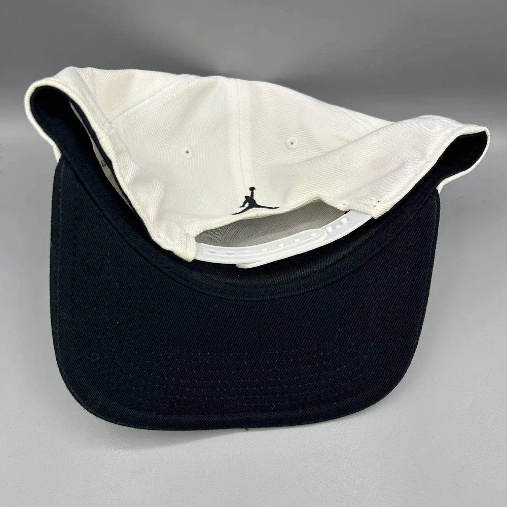 Air Jordan Hat Men White‎ Black Embroidered Logo Jumpman Snap Back Cap